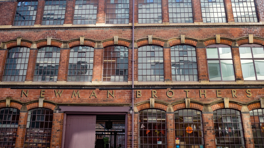 {"uuid":"a0224e2f-befe-4088-bcb9-a0c4897419d9","tenant_uuid":"a01e30d3-b943-47cd-8a16-2f1d87591e54","url_key":"jewellery-quarter-birmingham","location":"Jewellery Quarter, Birmingham","latitude":"52.47139528","longitude":"-1.92053062","search_title":"Jewellery Quarter, Birmingham Real Estate","image":"ahfieldproperties\/hero-images\/2025\/10\/17\/73ffae9a-c7ca-4541-92e8-fb41eedcdd3e.jpg","main_title":"Jewellery Quarter, Birmingham Area Guide","main_content":"<h2>Overview Of The Jewellery Quarter<\/h2>\r\nThe Jewellery Quarter Is One Of Birmingham&rsquo;s Most Iconic And Character-filled Neighbourhoods. Located Just A Short Walk From The City Centre, It Is A Historic Yet Forward-looking District Where Heritage Meets Creativity.<br \/><br \/>Known As The Birthplace Of Birmingham&rsquo;s Jewellery-making Industry, This Area Has Evolved Into A Vibrant Urban Community Filled With Independent Caf&eacute;s, Art Galleries, Designer Studios, And Stylish Converted Lofts. The Jewellery Quarter Is More Than Just A Place To Live. It Is A Lifestyle Choice For Those Who Appreciate History, Culture, And Modern Living.<br \/><br \/>For People Considering Relocation, This Area Offers The Best Of Both Worlds: A Cosmopolitan Atmosphere And A Close-knit Community. It Is Especially Popular With Young Professionals, Creatives, And Entrepreneurs Who Are Drawn To Its Distinctive Charm And Convenience.<br \/><br \/><br \/>\r\n<h2>Where Is The Jewellery Quarter?<\/h2>\r\nThe Jewellery Quarter Sits Just North-west Of Birmingham City Centre, Making It One Of The Most Accessible And Well-located Districts In The City.<br \/><br \/>It Is Only A 10 To 15-minute Walk From Major Hubs Such As Colmore Row And Snow Hill Station. The Area Has Its Own Jewellery Quarter Station, Which Provides Both Rail And Tram Links Across The West Midlands. Residents Also Enjoy Excellent Access To Major Roads Such As The A41 And A38, And Birmingham Airport Is Less Than 30 Minutes Away.<br \/><br \/>For Anyone Relocating To Birmingham, The Jewellery Quarter&rsquo;s Connectivity And Proximity To The City&rsquo;s Core Make It A Smart And Convenient Choice. It Is Perfect For Professionals Who Want Easy Access To Both Work And Leisure.<br \/><br \/><br \/>\r\n<h2>Jewellery Quarter Property Market Trends<\/h2>\r\nThe Property Market In The Jewellery Quarter Has Seen Significant Growth And Regeneration Over The Past Decade. Once An Industrial Hub, It Now Offers Some Of Birmingham&rsquo;s Most Desirable Urban Homes.<br \/>\r\n<ul>\r\n<li><strong>Converted Warehouses: <\/strong>Many Old Factories And Workshops Have Been Transformed Into Spacious, Character-rich Lofts And Apartments.<\/li>\r\n<li><strong>Modern Developments:<\/strong> New Residential Buildings Continue To Rise, Offering Luxury Finishes And Amenities Such As Rooftop Gardens And Concierge Services.<\/li>\r\n<li><strong>Rising Demand: <\/strong>With Its Creative Culture And Central Location, Property In The Jewellery Quarter Appeals Strongly To Professionals, Investors, And First-time Buyers.<\/li>\r\n<li><strong>Capital Growth: <\/strong>The Area Has Consistently Outperformed Many Parts Of Birmingham In Terms Of Property Appreciation, Reflecting Its Popularity And Limited Housing Stock.<\/li>\r\n<\/ul>\r\nWhether You Are Buying A Stylish Apartment Or Investing In A Rental Property, The Jewellery Quarter Represents One Of Birmingham&rsquo;s Most Promising And Profitable Real Estate Markets.<br \/><br \/><br \/>\r\n<h2>What It Is Like To Live In The Jewellery Quarter<\/h2>\r\nLiving In The Jewellery Quarter Offers A Lifestyle That Blends Urban Energy With Historic Charm. It Is The Kind Of Neighbourhood Where You Can Walk To Work, Grab A Coffee From A Local Roastery, And Spend Your Evenings Exploring Art Exhibitions Or Dining At Chic Restaurants.<br \/>\r\n<ul>\r\n<li><strong>Culture And Creativity: <\/strong>The Area Is Home To Over 500 Jewellery Businesses, As Well As Art Galleries, Creative Studios, And Cultural Institutions. The Museum Of The Jewellery Quarter Preserves The Area&rsquo;s Heritage, While New Businesses Bring Fresh, Modern Vibrancy.<\/li>\r\n<li><strong>Food And Drink Scene: <\/strong>From Artisanal Coffee Shops To Award-winning Restaurants Such As Opheem And The Button Factory, The Quarter Is A Culinary Hotspot. Weekends Are Filled With Brunches, Rooftop Cocktails, And Independent Market Visits.<\/li>\r\n<li><strong>Community Spirit: <\/strong>Despite Its City-centre Location, The Jewellery Quarter Maintains A Friendly And Community-focused Atmosphere. Regular Local Events, Open Studios, And Farmers&rsquo; Markets Make Newcomers Feel At Home Quickly.<\/li>\r\n<li><strong>Walkability: <\/strong>Everything You Need Is Within A Short Stroll, Whether It Is Gyms, Shops, Or Green Spaces Such As St. Paul&rsquo;s Square, The Area&rsquo;s Leafy Heart.<\/li>\r\n<\/ul>\r\nFor Those Uncertain About Relocating, The Jewellery Quarter Offers Confidence Through Convenience. It Is A Place That Feels Both Exciting And Comfortable, Ideal For Settling In Or Starting Anew.<br \/><br \/><br \/>\r\n<h2>Neighbourhood Highlights<\/h2>\r\n<ul>\r\n<li><strong>St. Paul&rsquo;s Square: <\/strong>The Only Georgian Square In Birmingham, Surrounded By Independent Restaurants, Elegant Apartments, And Green Spaces That Are Perfect For Leisurely Walks Or Meeting Friends.<\/li>\r\n<li><strong>Vyse Street And Frederick Street: <\/strong>The Historic Core Of The Quarter, Lined With Traditional Jewellers And Restored Heritage Buildings.<\/li>\r\n<li><strong>Newhall Hill And Charlotte Street: <\/strong>Home To Many Of The Quarter&rsquo;s New Apartment Developments, Offering A Modern City Lifestyle Within Walking Distance Of Everything.<\/li>\r\n<\/ul>\r\nEach Part Of The Jewellery Quarter Offers A Unique Mix Of History, Design, And Convenience That Appeals To Residents From All Walks Of Life.<br \/><br \/><br \/>\r\n<h2>Investment Potential In The Jewellery Quarter<\/h2>\r\nThe Jewellery Quarter Is One Of Birmingham&rsquo;s Most Dynamic Property Investment Hotspots. With Ongoing Regeneration And A Growing Influx Of Young Professionals, Investors Can Expect Strong Demand And Consistent Rental Returns.<br \/>\r\n<ul>\r\n<li><strong>High Rental Yields: <\/strong>Apartments And Lofts Attract Professional Tenants Who Value Location And Lifestyle.<\/li>\r\n<li><strong>Rising Capital Values: <\/strong>Continued Redevelopment Ensures Steady Property Appreciation.<\/li>\r\n<li><strong>Lifestyle Appeal: <\/strong>The Area&rsquo;s Mix Of Heritage, Creativity, And Modern Convenience Makes It A Lasting Favourite Among Buyers And Renters.<\/li>\r\n<li><strong>Limited Supply: <\/strong>With Many Listed Buildings And Protected Architecture, New Development Is Restricted, Which Keeps Demand High.<\/li>\r\n<\/ul>\r\nFor Investors Seeking A Secure And Stylish Opportunity, Or Buyers Wanting To Live In A Vibrant Cultural Hub, The Jewellery Quarter Stands Out As One Of The Most Rewarding Areas In Birmingham.<br \/><br \/>With A.H. Field Properties, You Gain Access To Exclusive Listings, Expert Local Insights, And Personalised Advice To Make The Most Of This Thriving Market.<br \/><br \/><br \/>\r\n<h2>Housing And Property Options<\/h2>\r\nThe Jewellery Quarter Offers A Diverse Range Of Properties, Each With Its Own Distinctive Charm:<br \/>\r\n<ul>\r\n<li><strong>Converted Lofts: <\/strong>Spacious, High-ceilinged Apartments Full Of Character, Ideal For Creatives Or Professionals.<\/li>\r\n<li><strong>Modern Flats: <\/strong>Contemporary Developments Offering Sleek Design And High-end Amenities.<\/li>\r\n<li><strong>Period Homes: <\/strong>Restored Townhouses And Apartments In Georgian Or Victorian Buildings, Combining Elegance With Urban Appeal.<\/li>\r\n<li><strong>Rental Properties: <\/strong>Constantly In Demand Due To The Area&rsquo;s Central Location And Lifestyle Advantages.<\/li>\r\n<\/ul>\r\nWhether You Are Seeking A Modern Apartment For City Living Or A Unique Heritage Conversion, A.H. Field Properties Can Connect You With Homes That Suit Your Goals, Taste, And Investment Strategy.<br \/><br \/><br \/>\r\n<h2>Transport And Accessibility<\/h2>\r\nThe Jewellery Quarter Is Exceptionally Well-connected, Which Is One Of Its Strongest Attractions For Residents And Investors Alike.<br \/>\r\n<ul>\r\n<li><strong>Jewellery Quarter Station: <\/strong>Provides Both Rail And Tram Services, Linking Easily To Birmingham City Centre, Wolverhampton, And Beyond.<\/li>\r\n<li><strong>Bus Routes:<\/strong> Frequent Services Connect The Area To All Major Districts Of Birmingham.<\/li>\r\n<li><strong>Walking Distance: <\/strong>The City Centre And Colmore Business District Are Only A 10-minute Walk Away.<\/li>\r\n<li><strong>Airport Access: <\/strong>Birmingham Airport Can Be Reached In Under 30 Minutes, Ideal For Professionals Or Frequent Travellers.<\/li>\r\n<\/ul>\r\nFor Those Relocating From Outside The City, This Level Of Accessibility Makes Day-to-day Life Simple, Efficient, And Enjoyable.<br \/><br \/><br \/>\r\n<h2>Tips And Insights For Relocating<\/h2>\r\n<ul>\r\n<li><strong>Visit First: <\/strong>Spend A Day Exploring The Local Caf&eacute;s, Art Studios, And Shops To See Why Residents Love It Here.<\/li>\r\n<li><strong>Consider Your Lifestyle:<\/strong> The Area Suits Professionals And Creatives Who Value Walkability, Community, And Characterful Homes.<\/li>\r\n<li><strong>Think Long-Term: <\/strong>With New Developments Underway And Heritage Preservation In Place, Property Here Is Set To Hold Its Value.<\/li>\r\n<\/ul>\r\nWork With Local Experts: A.H. Field Properties Knows The Area Intimately And Can Guide You To The Best Streets, Developments, And Investment Opportunities.<br \/><br \/>\r\n<h2>Conclusion<\/h2>\r\nStylish, Historic, And Full Of Creative Energy, The Jewellery Quarter Captures The Essence Of Modern Birmingham Living. It Is A Place Where Tradition Meets Innovation And Where You Can Enjoy Artisan Coffee In A Converted Factory One Morning And Attend An Art Exhibition The Next.<br \/><br \/>For Those Considering Relocation, The Jewellery Quarter Offers Not Just A Home But A Lifestyle That Is Vibrant, Walkable, And Endlessly Inspiring. Investors Will Also Find Solid Long-term Potential Backed By Continuous Demand And Limited Supply.<br \/><br \/><strong>Ready To Explore Life In The Jewellery Quarter?<\/strong><br \/>Find Your Perfect Home Or Investment With <a Href=\"..\/..\/\" Target=\"_blank\" Rel=\"noopener\">A.H. Field Properties<\/a>, Your Trusted Birmingham Estate Agency With The Local Knowledge And Expertise To Help You Make The Right Move.","footer_title":null,"footer_content":null,"youtube_id":null,"hero_image_mode":"centered","gallery_mode":"grid","published":0,"is_featured":0,"created_at":"2025-10-17T09:06:50.000000Z","updated_at":"2025-10-17T09:06:50.000000Z","deleted_at":null,"meta_data":[],"articles":[],"images":[{"uuid":"a0224ea6-8153-48ad-bc72-ba6be9b319ed","tenant_uuid":"a01e30d3-b943-47cd-8a16-2f1d87591e54","area_guide_uuid":"a0224e2f-befe-4088-bcb9-a0c4897419d9","filepath":"ahfieldproperties\/area-guides\/2025\/10\/17\/97156b7b-c761-4cab-8a54-ba366fc05a9d.jpg","order":null,"caption":null,"created_at":"2025-10-17T09:08:08.000000Z","updated_at":"2025-10-17T09:08:08.000000Z","deleted_at":null},{"uuid":"a0224eae-3344-4ff5-82d5-ad0a3cabe102","tenant_uuid":"a01e30d3-b943-47cd-8a16-2f1d87591e54","area_guide_uuid":"a0224e2f-befe-4088-bcb9-a0c4897419d9","filepath":"ahfieldproperties\/area-guides\/2025\/10\/17\/28bcd1d9-a9d3-4e93-b906-7d2b6562c26e.jpg","order":null,"caption":null,"created_at":"2025-10-17T09:08:13.000000Z","updated_at":"2025-10-17T09:08:13.000000Z","deleted_at":null},{"uuid":"a0224ebe-8ad9-4ed8-ae81-548150c921c2","tenant_uuid":"a01e30d3-b943-47cd-8a16-2f1d87591e54","area_guide_uuid":"a0224e2f-befe-4088-bcb9-a0c4897419d9","filepath":"ahfieldproperties\/area-guides\/2025\/10\/17\/0e6eb237-d7f7-436c-b73c-77206046e99b.jpg","order":null,"caption":null,"created_at":"2025-10-17T09:08:24.000000Z","updated_at":"2025-10-17T09:08:24.000000Z","deleted_at":null},{"uuid":"a0224eef-b6a9-4275-bc35-488335db7ff0","tenant_uuid":"a01e30d3-b943-47cd-8a16-2f1d87591e54","area_guide_uuid":"a0224e2f-befe-4088-bcb9-a0c4897419d9","filepath":"ahfieldproperties\/area-guides\/2025\/10\/17\/d1aabcb8-fec6-4abd-8fce-6613a9808b1e.jpg","order":null,"caption":null,"created_at":"2025-10-17T09:08:56.000000Z","updated_at":"2025-10-17T09:08:56.000000Z","deleted_at":null}],"amenities":[]} image