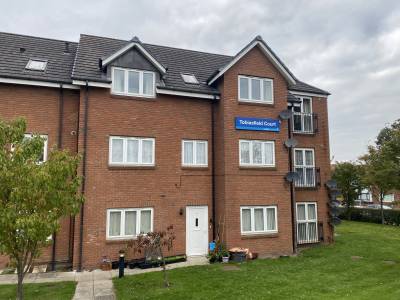 Tobiasfield Court