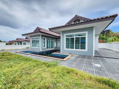 Single house with a lot of space The atmosphere is the best. Near the edge of...