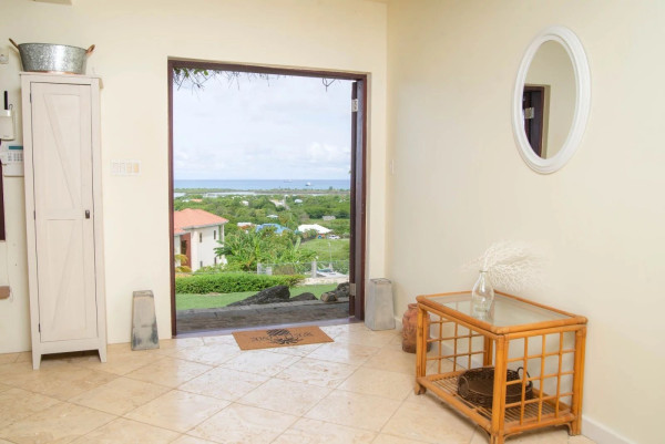 Image of Apartment - 2 Bedrooms - 1 Bathrooms for Rental in Fraires Hill Development -Antigua And Barbuda, Image 3