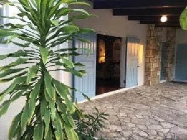 Image of Villa - 4 Bedrooms - 4 Bathrooms for Rental in Paradise View-Antigua And Barbuda, Image 3