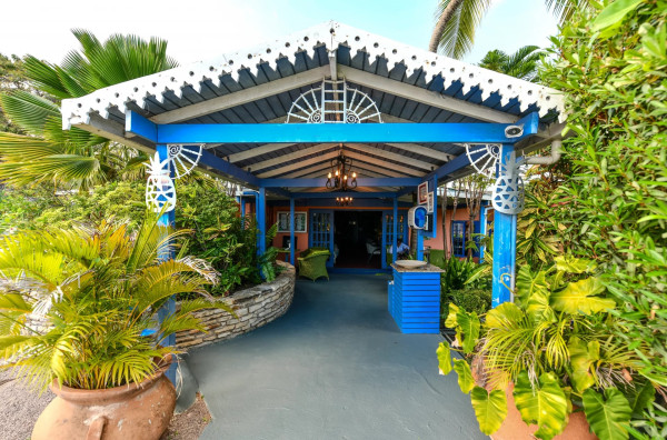 Image of Restaurant for Sale in Saint John's-Antigua And Barbuda, Image 1