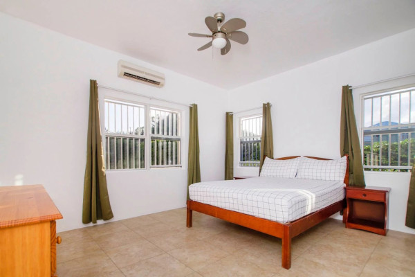 Image of Apartment - 1 Bedrooms - 1 Bathrooms for Rental in Saint John's-Antigua And Barbuda, Image 6