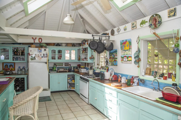 Image of Country House - 3 Bedrooms for Sale in Hodges Bay -Antigua And Barbuda, Image 5