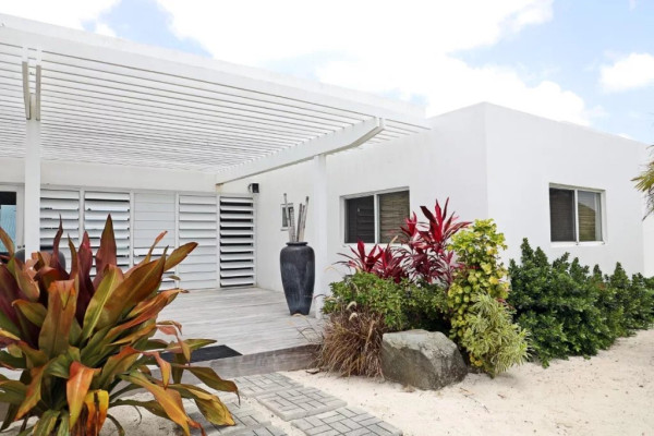 Image of Villa - 5 Bedrooms - 3 Bathrooms for Rental in Jolly Harbour-Antigua And Barbuda, Image 1