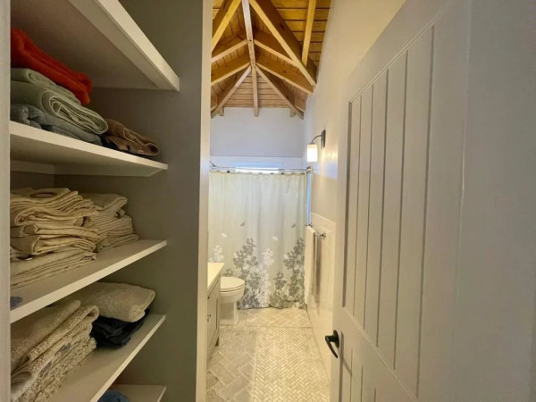 Image of House - 3 Bedrooms - 3 Bathrooms for Rental in St. Johns-Osbourn-Antigua And Barbuda, Image 18