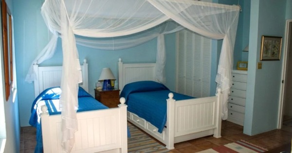 Image of Villa - 5 Bedrooms - 5 Bathrooms for Rental in Falmouth Harbour-Antigua And Barbuda, Image 9