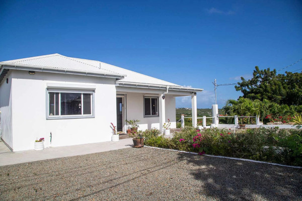 Image of House - 3 Bedrooms - 2 Bathrooms for Sale in Cedar Valley -Antigua And Barbuda, Image 5