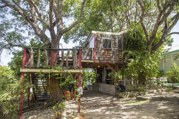 Image of Country House - 3 Bedrooms for Sale in Hodges Bay -Antigua And Barbuda, Image 23