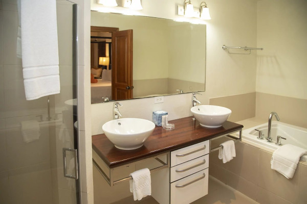 Image of Apartment - 2 Bedrooms - 2 Bathrooms for Rental in Nonsuch Bay-Nonsuch Bay-Antigua And Barbuda, Image 13