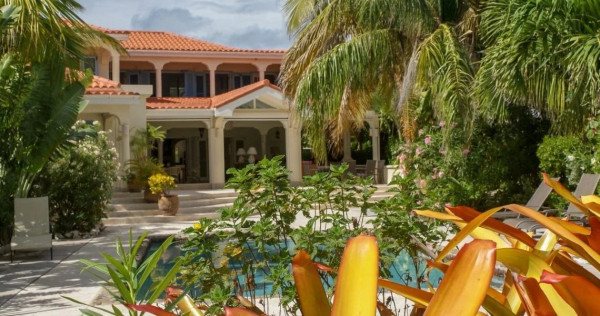 Image of Villa - 5 Bedrooms - 5 Bathrooms for Rental in Falmouth Harbour-Antigua And Barbuda, Image 5