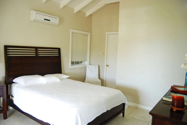 Image of Villa - 5 Bedrooms - 5 Bathrooms for Rental in Falmouth Harbour-Antigua And Barbuda, Image 14