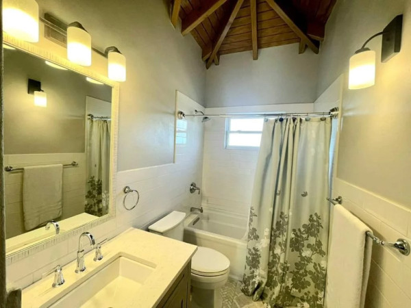 Image of House - 3 Bedrooms - 3 Bathrooms for Rental in St. Johns-Osbourn-Antigua And Barbuda, Image 27