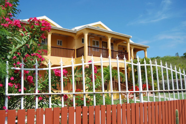 Image of Apartment - 2 Bedrooms for Rental in Crosbies / Blue Waters-Antigua And Barbuda, Image 2