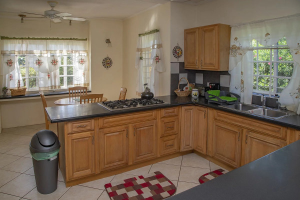 Image of House - 4 Bedrooms - 3 Bathrooms for Rental in Mt. Pleasant  -Antigua And Barbuda, Image 5