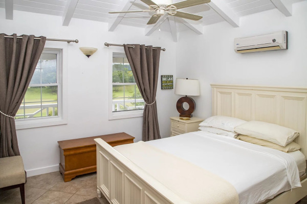 Image of Villa - 6 Bedrooms - 6 Bathrooms for Sale in English Harbour -Antigua And Barbuda, Image 11