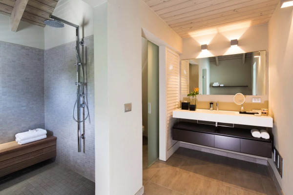 Image of Condo - 1 Bedrooms - 1 Bathrooms for Sale in English Harbour -Antigua And Barbuda, Image 13