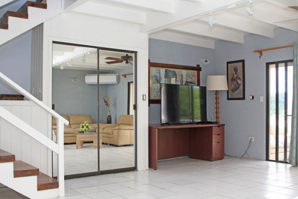 Image of Apartment - 1 Bedrooms - 2 Bathrooms for Rental in Pillar Rock -Antigua And Barbuda, Image 9