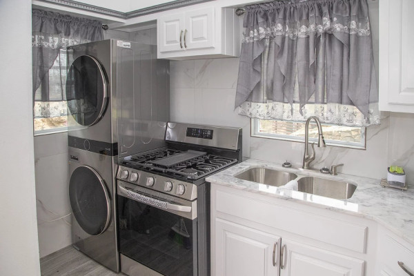 Image of Apartment - 2 Bedrooms - 1 Bathrooms for Rental in Johnson's Point -Antigua And Barbuda, Image 6