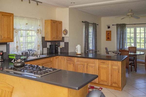 Image of House - 4 Bedrooms - 3 Bathrooms for Rental in Mt. Pleasant  -Antigua And Barbuda, Image 6