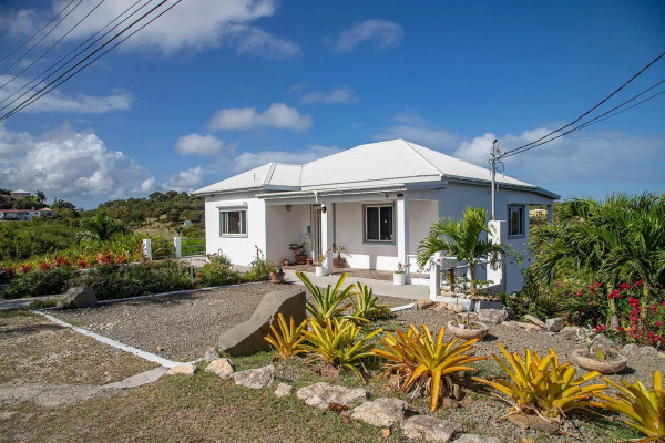 Image of House - 3 Bedrooms - 2 Bathrooms for Sale in Cedar Valley -Antigua And Barbuda, Image 6