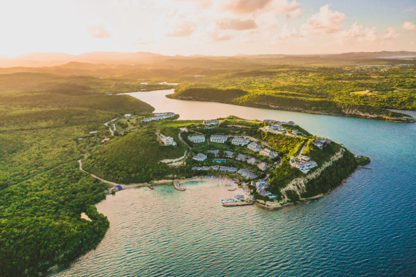 Image of Villa - 5 Bedrooms - 6 Bathrooms for Rental in Nonsuch Bay-Nonsuch Bay-Antigua And Barbuda, Image 14