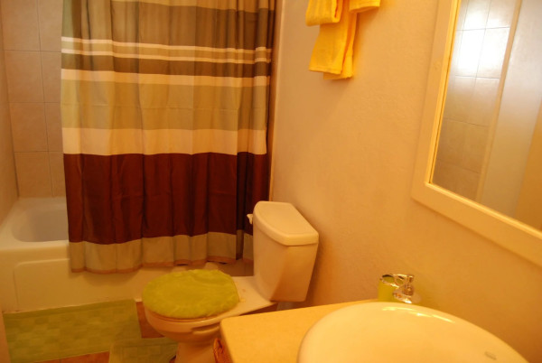 Image of Apartment - 2 Bedrooms for Rental in Crosbies / Blue Waters-Antigua And Barbuda, Image 9