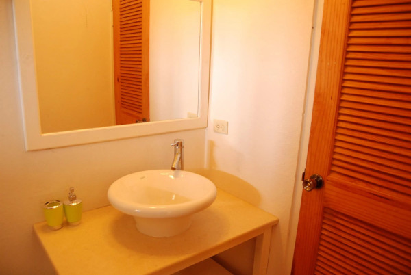 Image of Apartment - 2 Bedrooms for Rental in Crosbies / Blue Waters-Antigua And Barbuda, Image 8