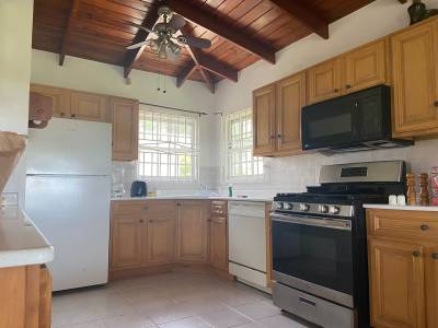 Image of House - 3 Bedrooms - 2 Bathrooms for Rental in Hodges Bay-St. Johns-Antigua And Barbuda, Image 5