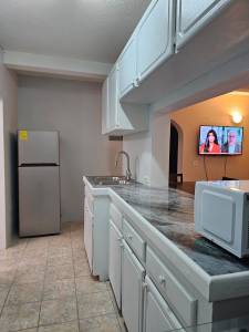 Image of Apartment - 2 Bedrooms - 1 Bathrooms for Rental in St. Georges-Saint John's-Antigua And Barbuda, Image 4