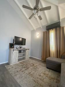 Image of Cottage - 1 Bedrooms - 1 Bathrooms for Rental in Marble Hill-St. Johns-Antigua And Barbuda, Image 5