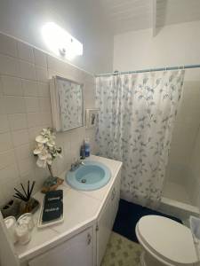 Image of Cottage - 3 Bedrooms - 2 Bathrooms for Rental in John Hughes-St. Mary's Parish-Antigua And Barbuda, Image 17