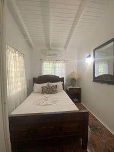 Image of Cottage - 3 Bedrooms - 2 Bathrooms for Rental in John Hughes-St. Mary's Parish-Antigua And Barbuda, Image 15