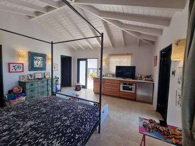  Image of Villa - 5 Bedrooms - 6 Bathrooms for Houses To Let in Crosbies-Saint John's-Antigua And Barbuda, Image 16