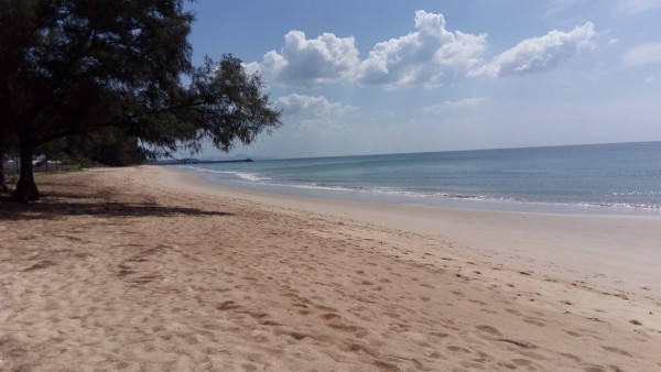 STUNNING NATAI BEACH FRONT LAND