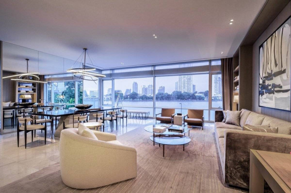 Four Seasons Private Residences Riverside 