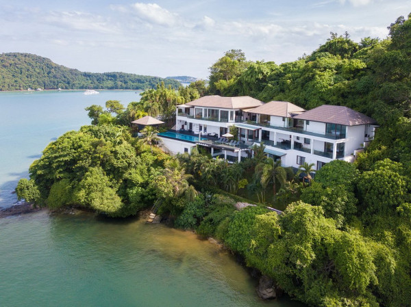 Phuket 6 Bedroom Ocean Front Villa 