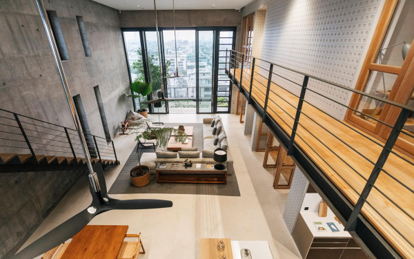 MODERN LOFT RESIDENCE SHOW UNIT