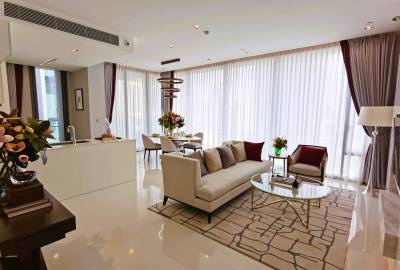 SUKHUMVIT LUXURY SHOW RESIDENCE