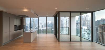 MODERN SOPHISTICATED LUXURY PENTHOUSE