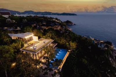 SUPER LUXURY CLIFFTOP OCEANVIEW VILLA