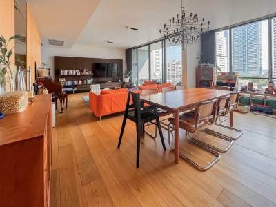 DOMUS SUKHUMVIT TWO BEDROOM CONDO