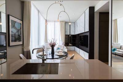 28 CHIDLOM LUXURY TWO BEDROOM CONDO 