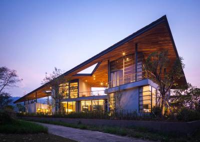Unique Architectural Villa Retreat