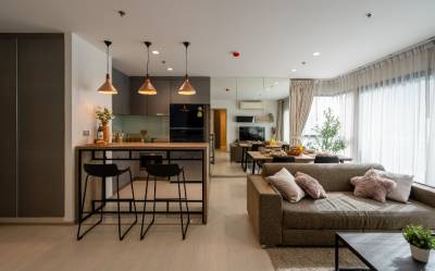 Rhythm Sukhumvit 36-38 Condominium