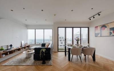 The Emporio Place Newly Renovated Condo