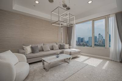 Hampton Thonglor Luxury Condo