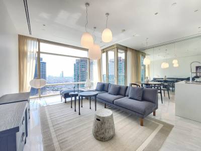 Four Seasons Two Bedroom Riverside Residence