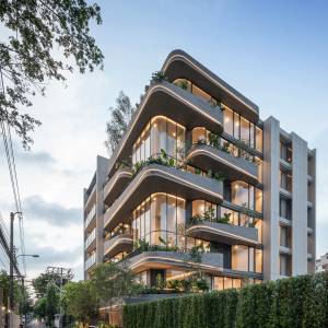 Award-winning Kalm Penthouse Ari