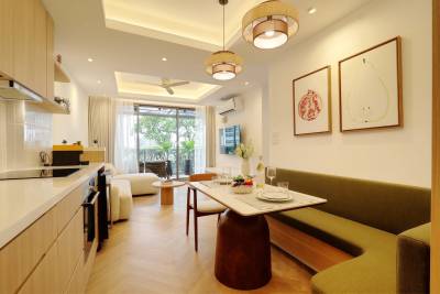 The Loft Ekkamai Special unit with big balcony to chill